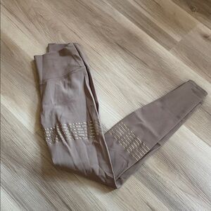 ALO Yoga Taupe Leggings